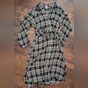 Cato Black and White Plaid Button-Front Long Sleeve Dress